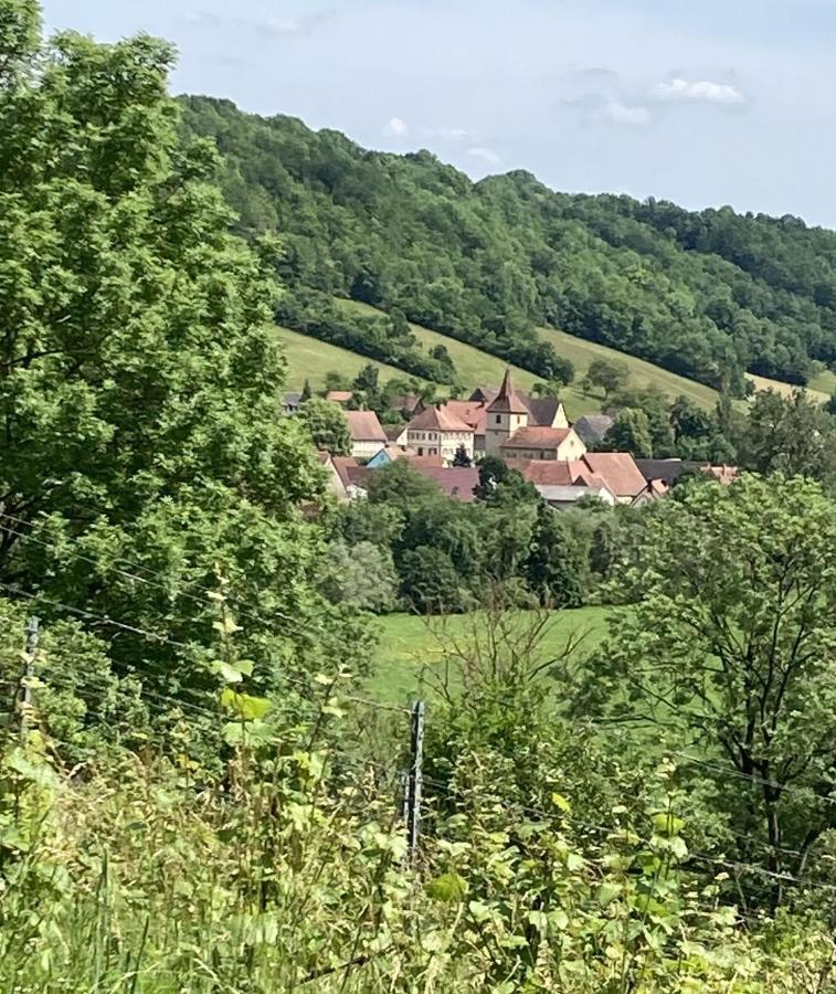 אדלסהופן Rose Cottage Im Romantischen Taubertal מראה חיצוני תמונה